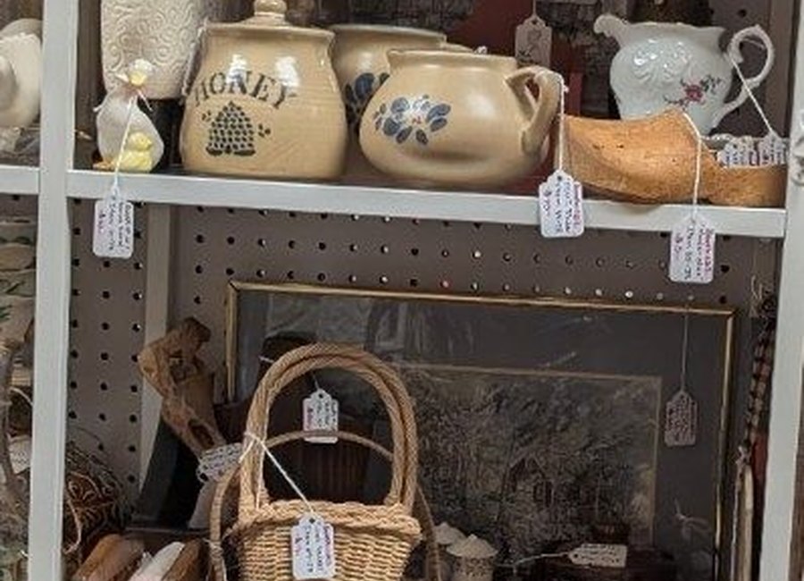 Consignment Shop vintage category image