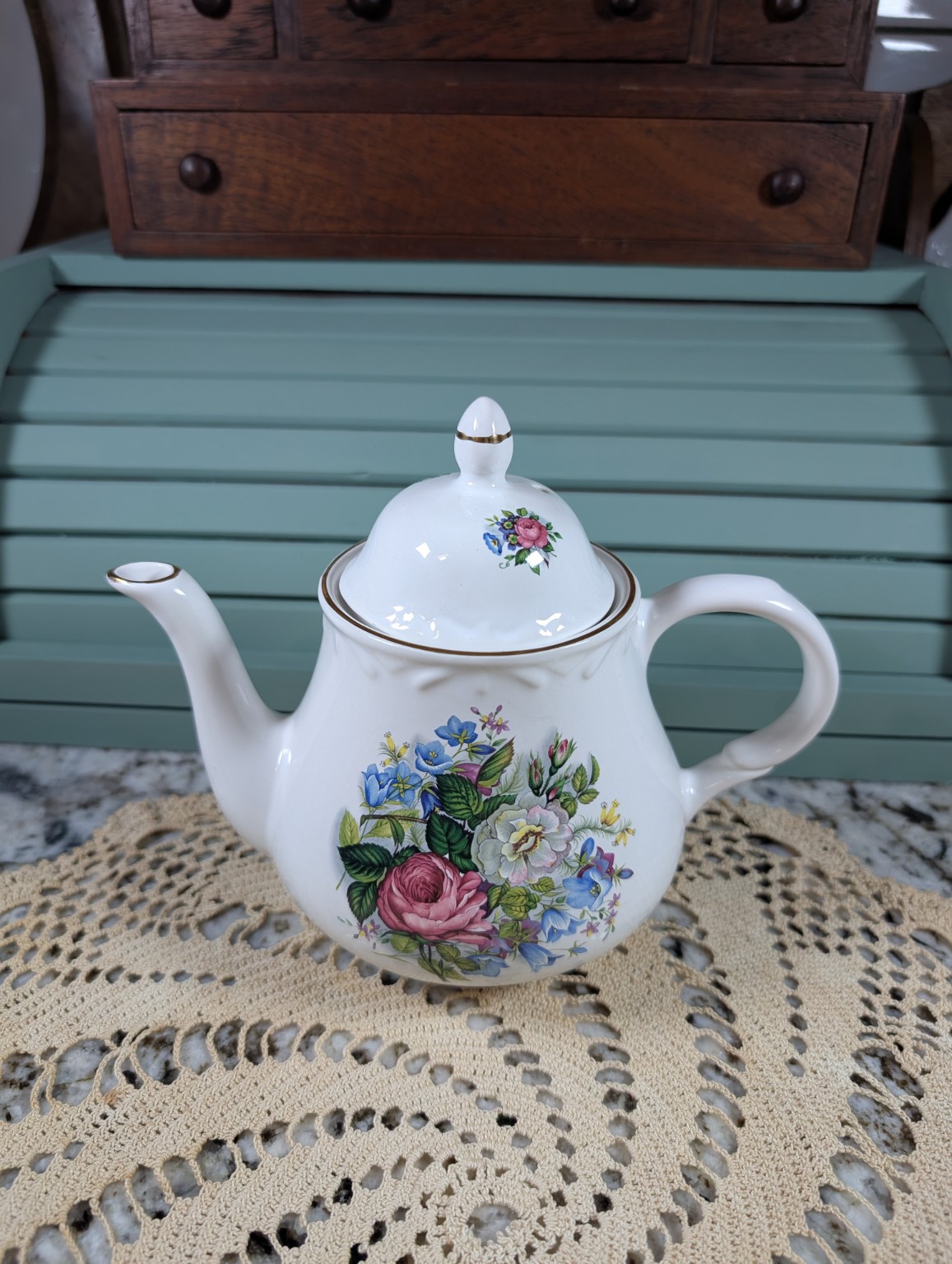 Floral porcelain teapot