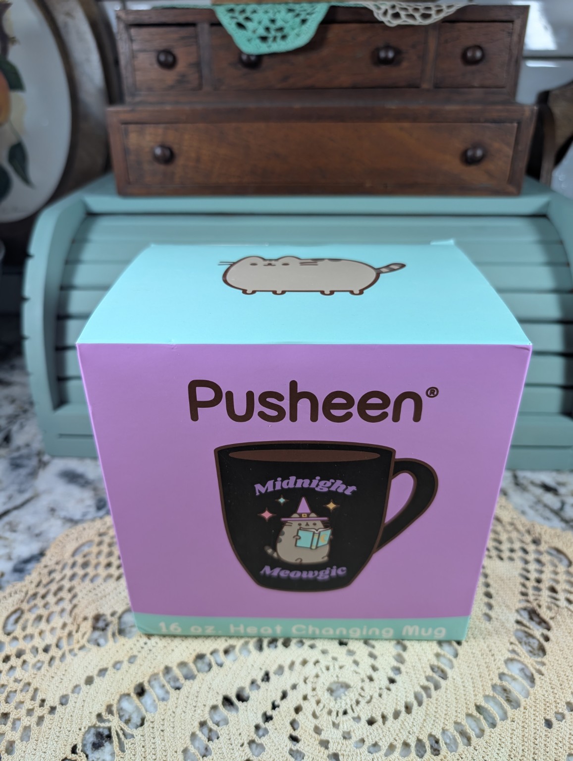 Pusheen heat changing mug